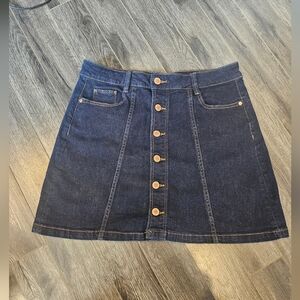 Dark Denim Button-Front Skirt 💙